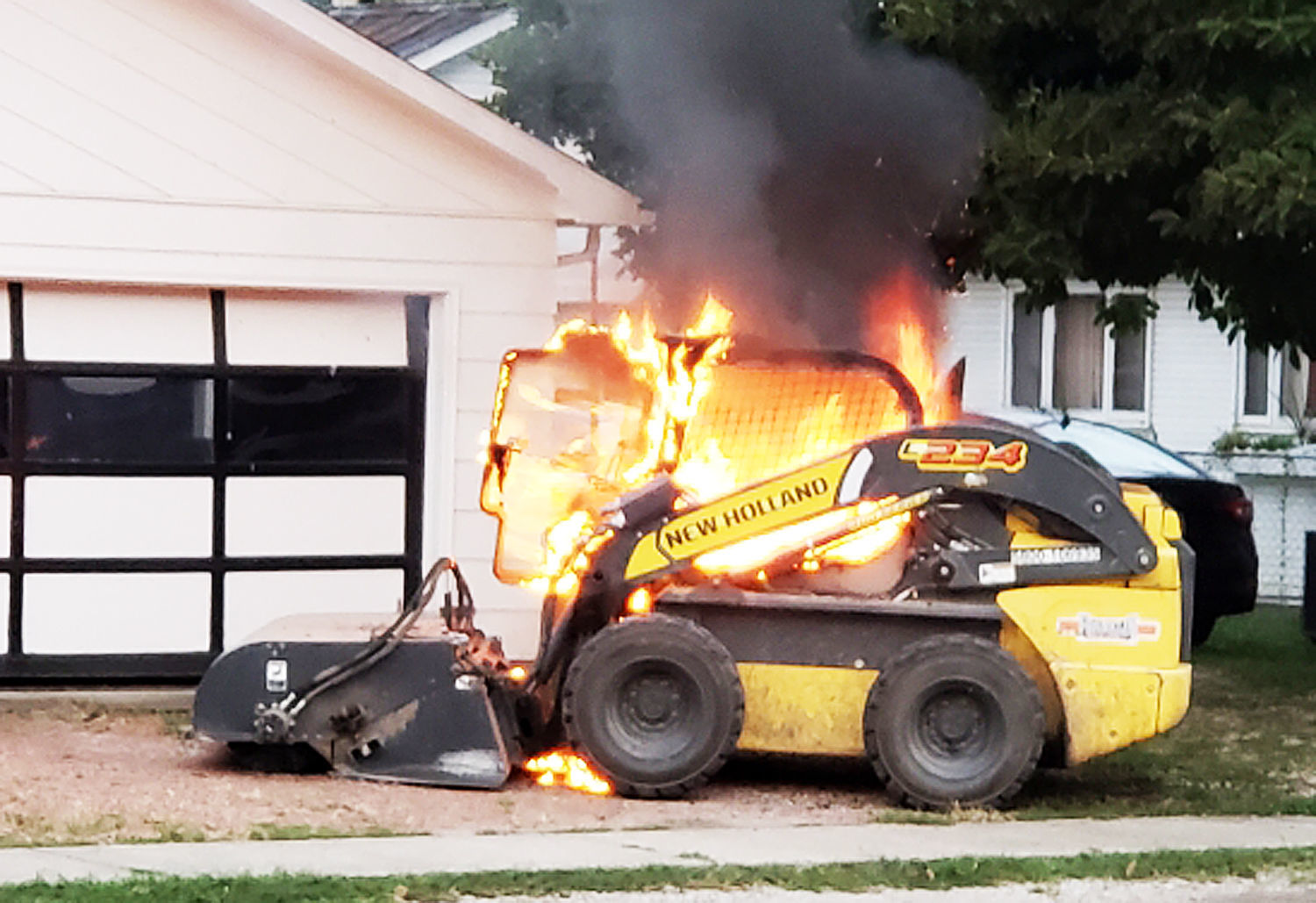 Morning fire closes street